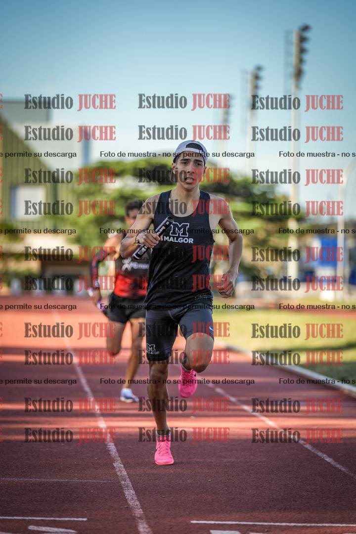 Fotos de las Postas 4x400 m de varones