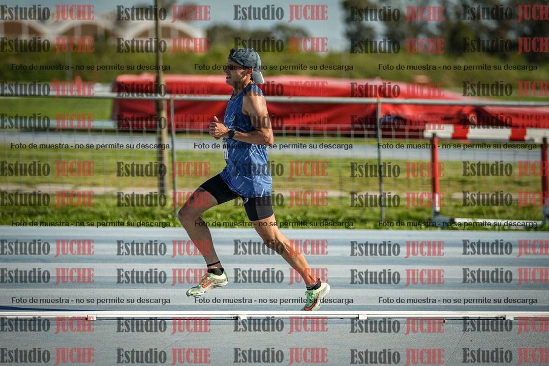 Fotos de los 3000 m llanos de varones