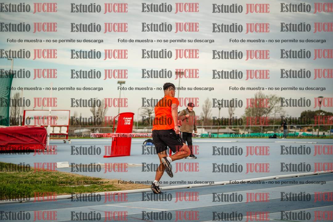 Fotos de los 400 m llanos de varones - decatlón 5