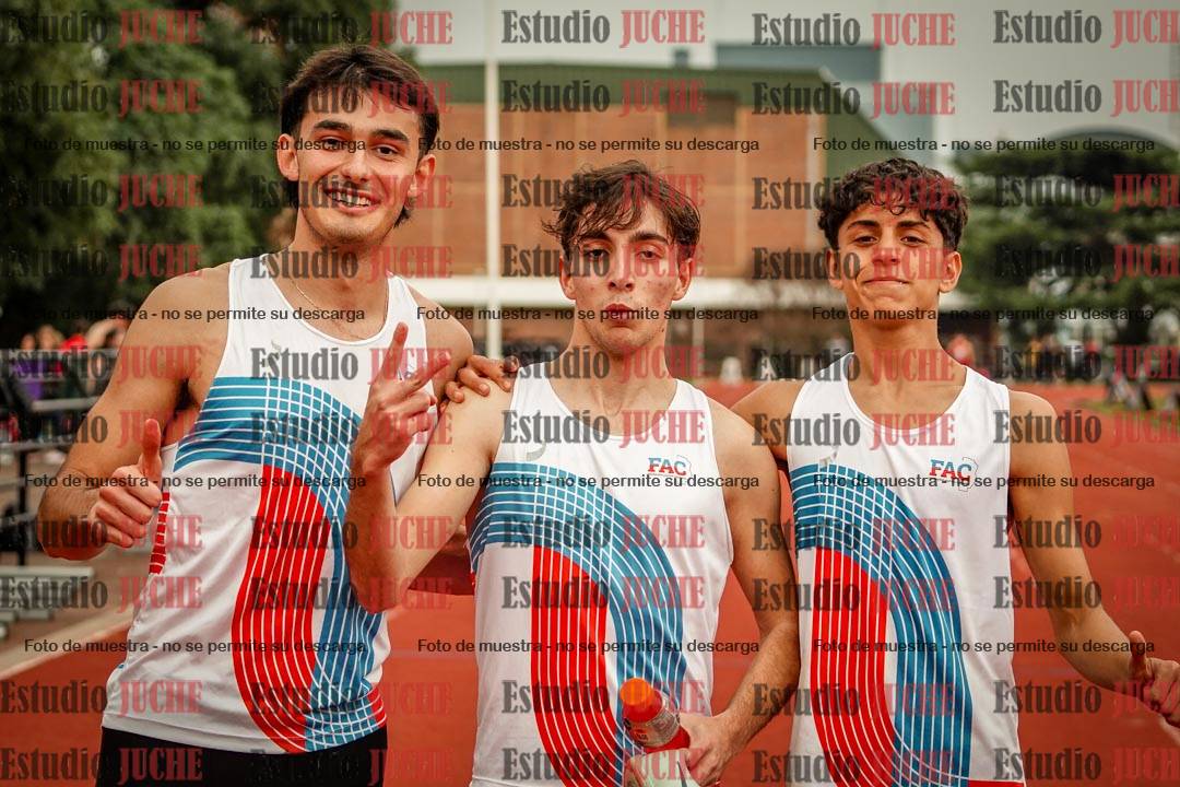 Fotos de algunos extras del día 1