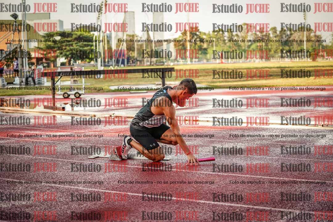 Fotos de las Postas 4x400 m de varones