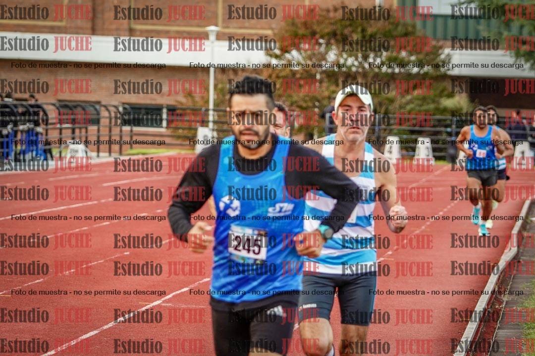 Fotos de los 1500 m llanos de varones