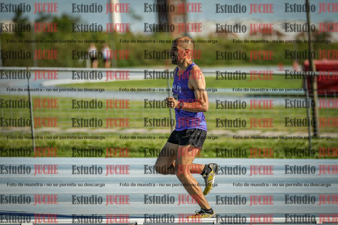 Fotos de los 3000 m llanos de varones