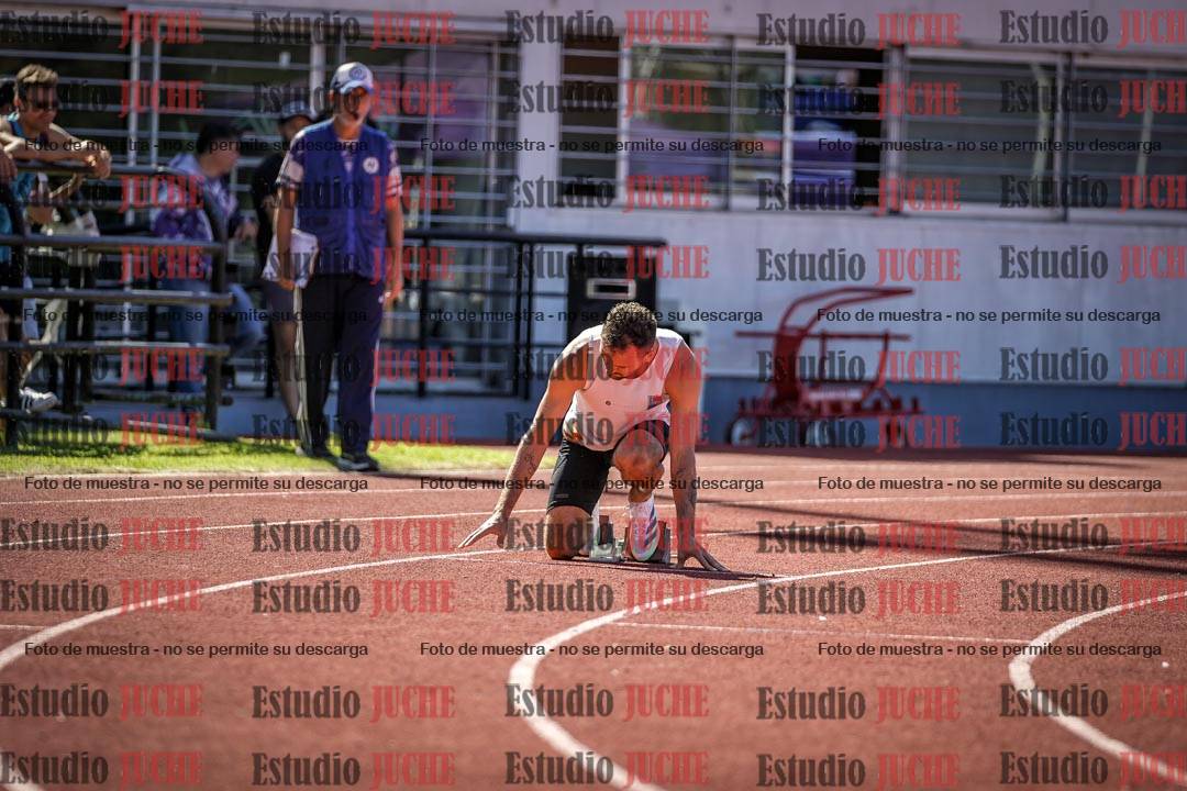 Fotos de los 400 m llanos de varones