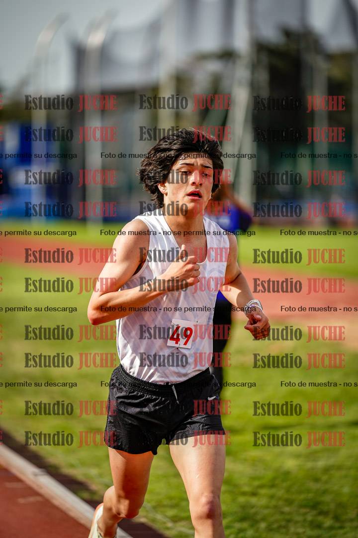 Fotos de los 3000 m llanos de varones
