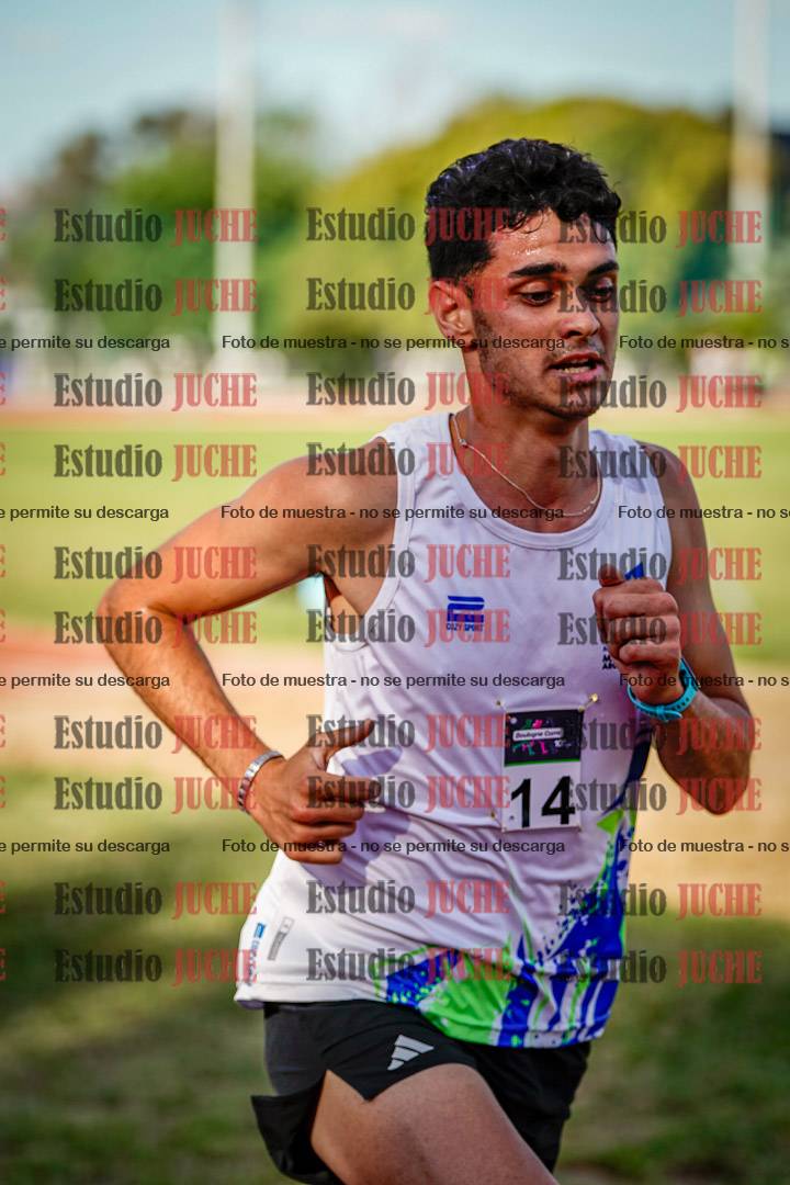 Fotos de los 3000 m llanos de varones