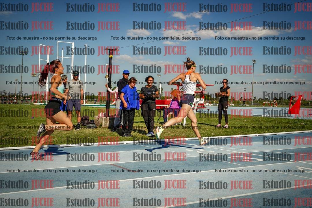 Fotos de los 1500 m llanos de mujeres