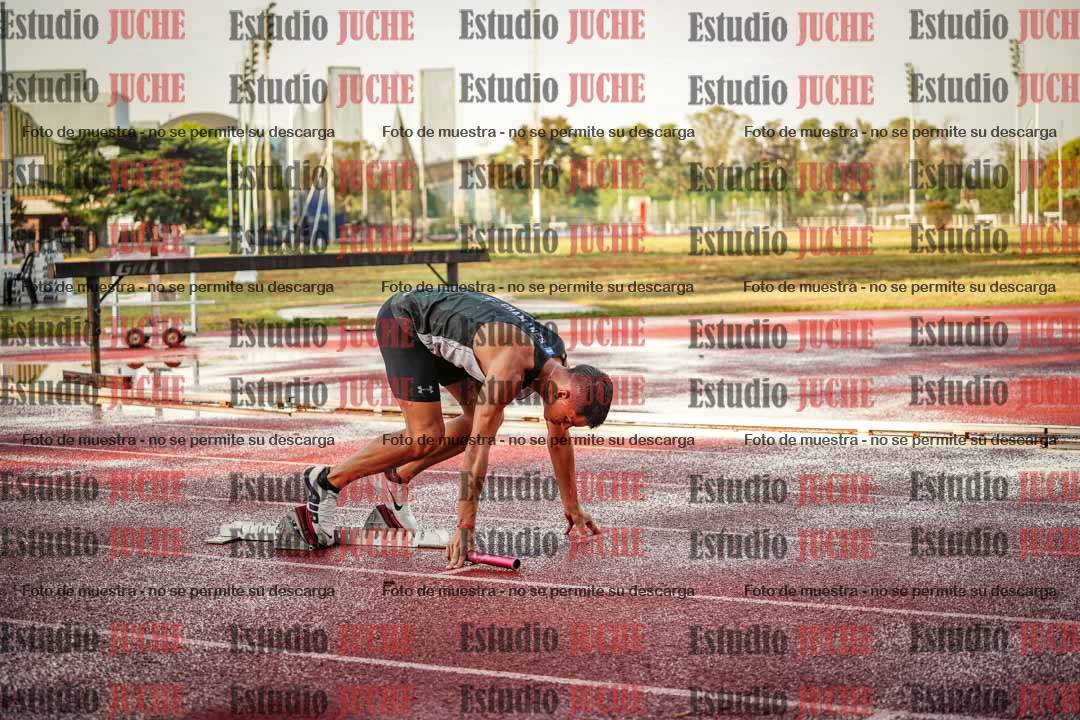 Fotos de las Postas 4x400 m de varones