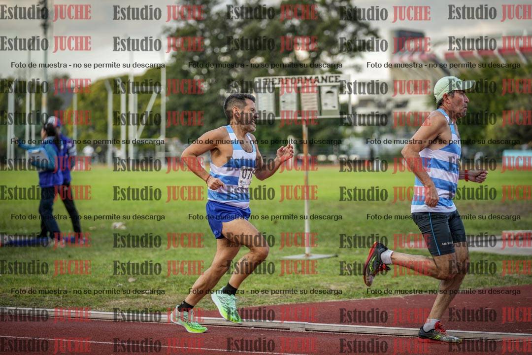 Fotos de los 1500 m llanos de varones