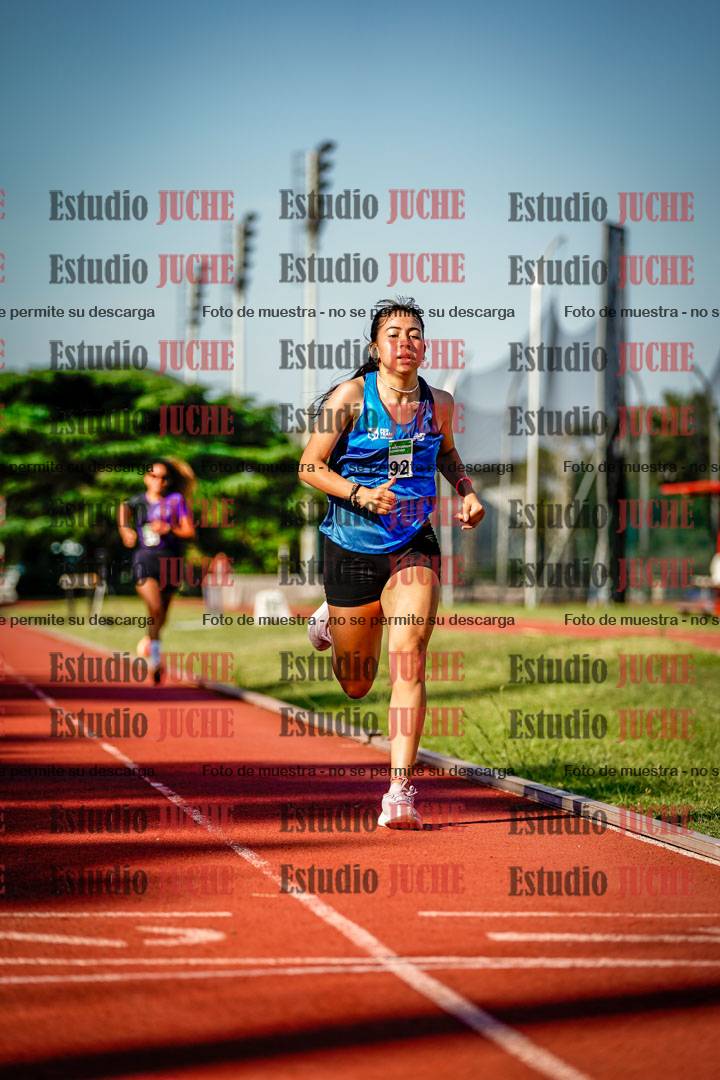 Fotos de los 1500 m llanos de mujeres
