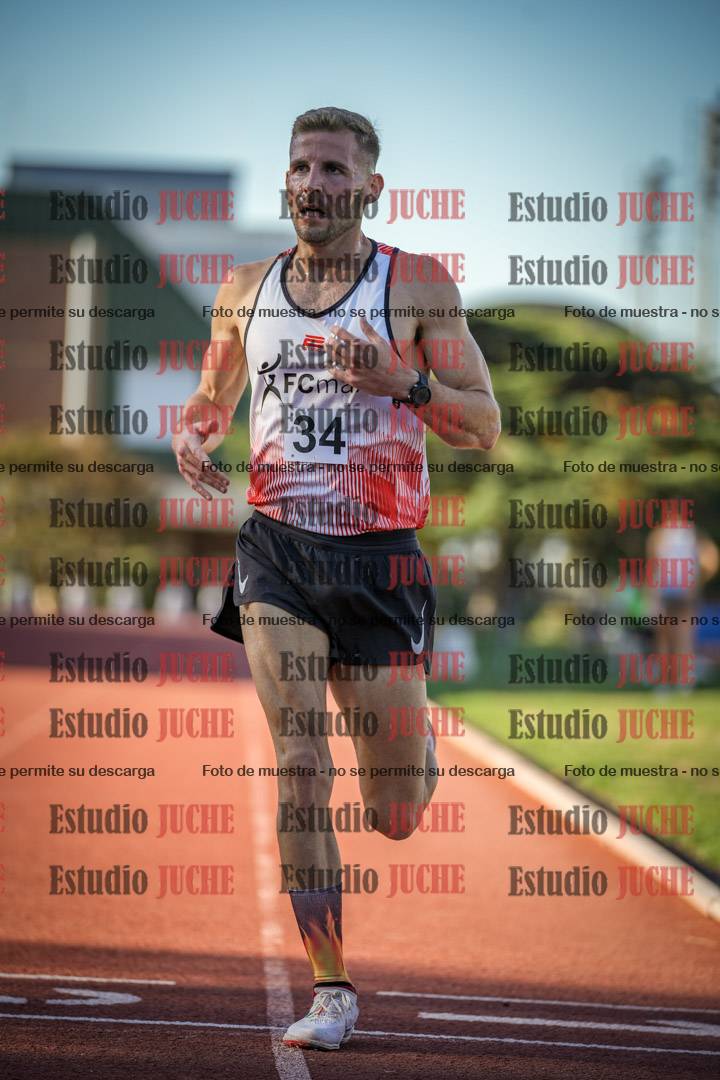 Fotos de los 3000 m llanos de varones