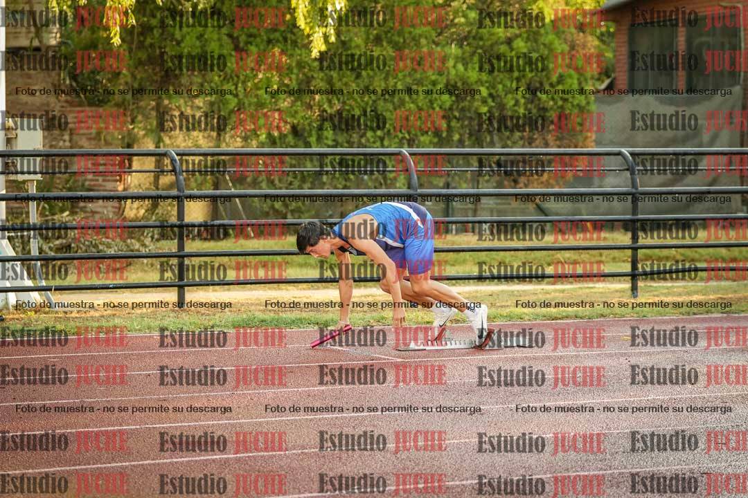 Fotos de las Postas 4x400 m de varones