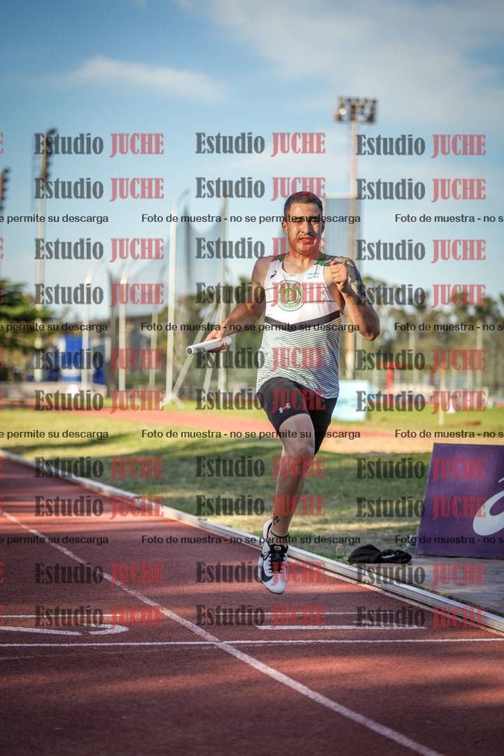 Fotos de las Postas 4x400 m de varones