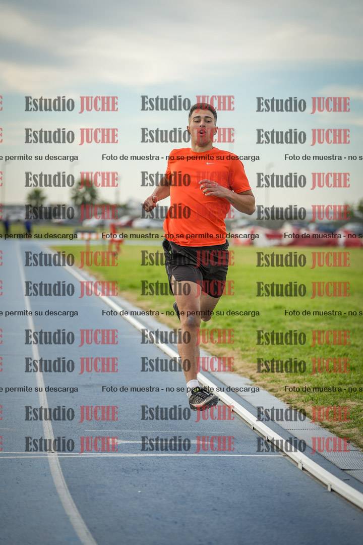 Fotos de los 400 m llanos de varones - decatlón 5