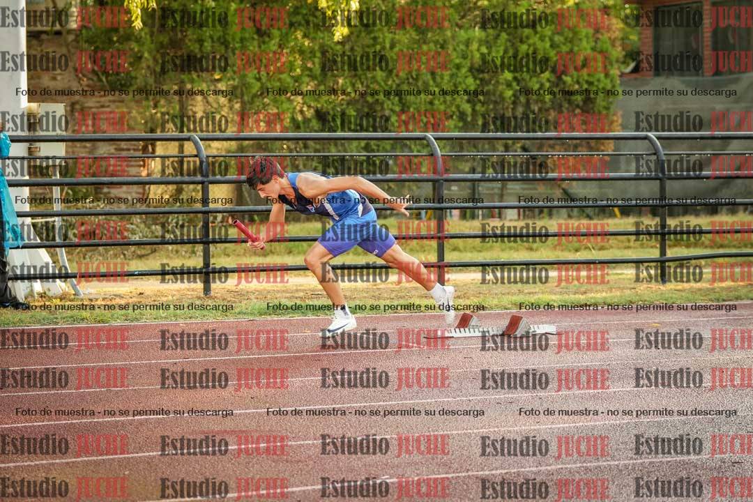 Fotos de las Postas 4x400 m de varones