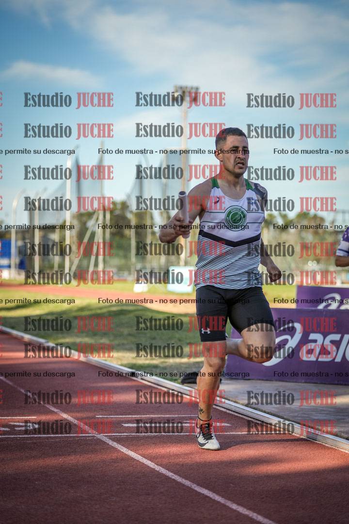 Fotos de las Postas 4x400 m de varones