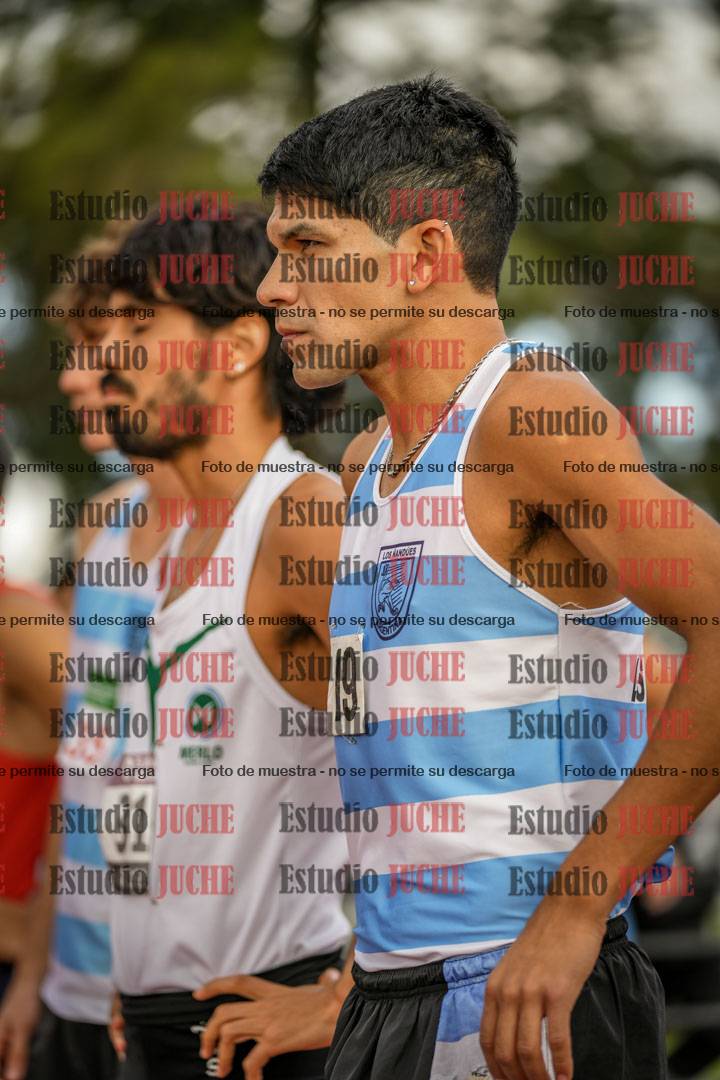 Fotos de los 3000 m llanos de varones