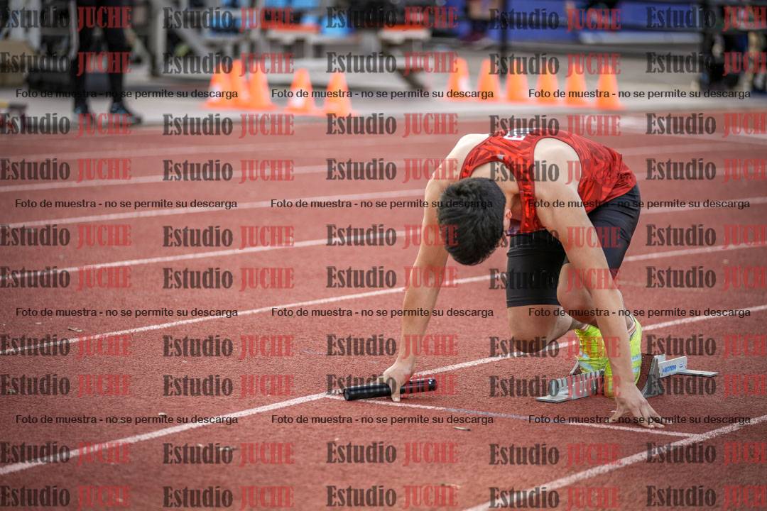 Fotos de las Postas 8x300 m mixta