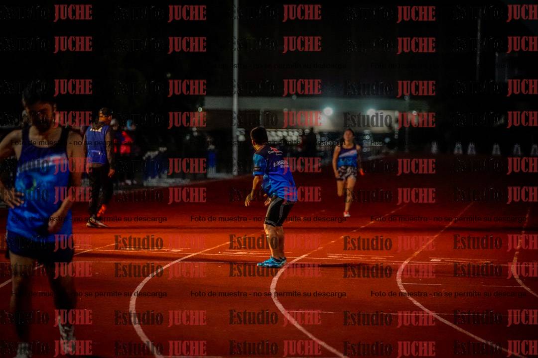 Fotos de las postas 4x400 m mixtas