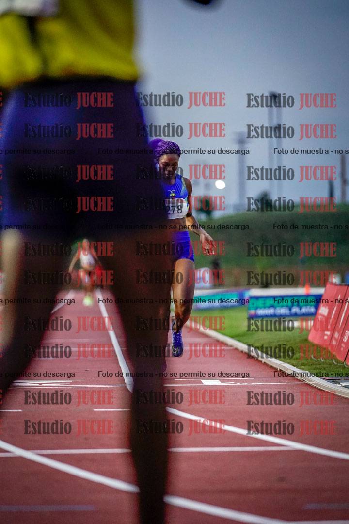 Fotos de los relevos 4x400 m mixtos