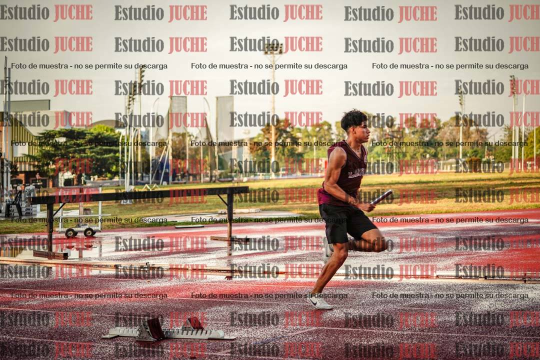 Fotos de las Postas 4x400 m de varones
