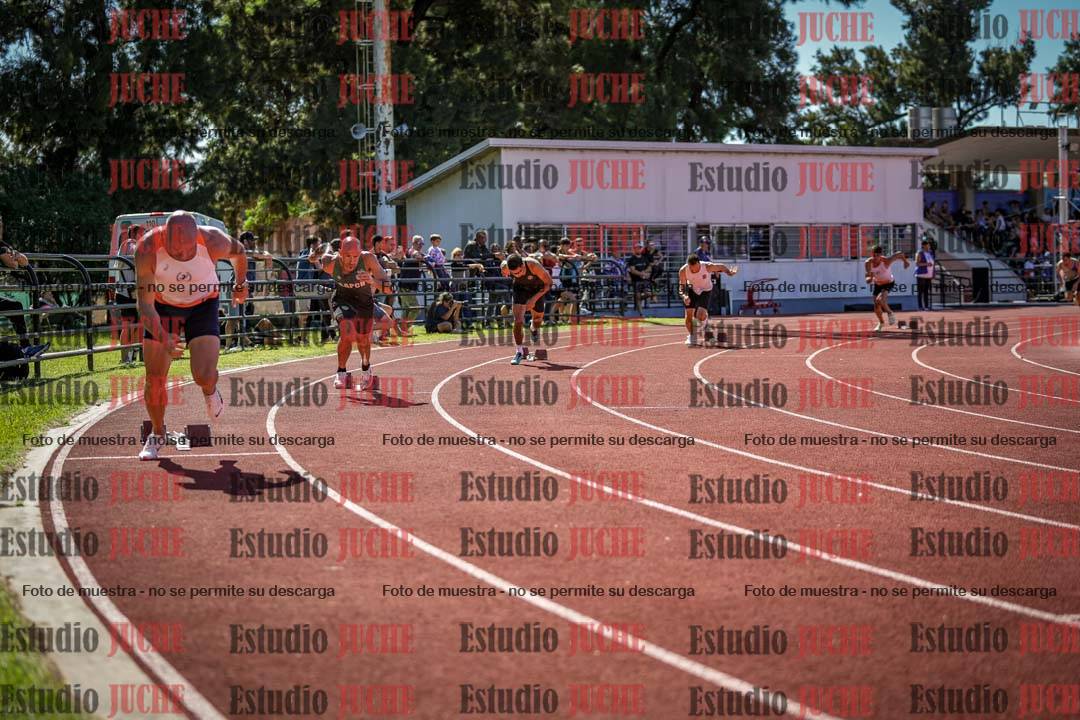 Fotos de los 400 m llanos de varones