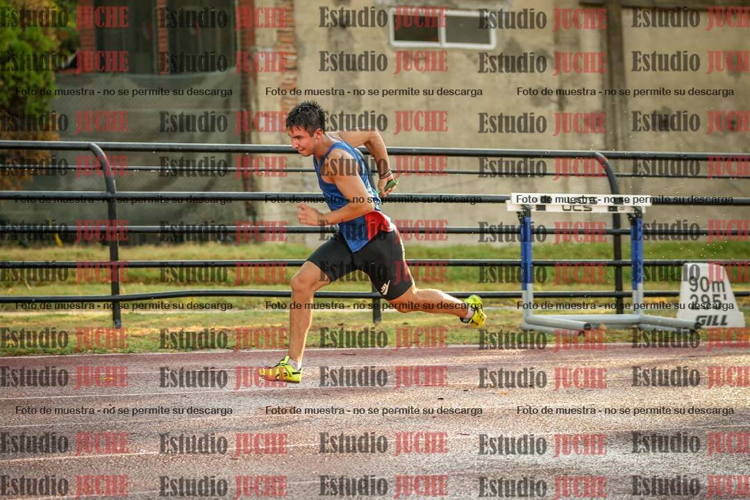 Fotos de las Postas 4x400 m de varones