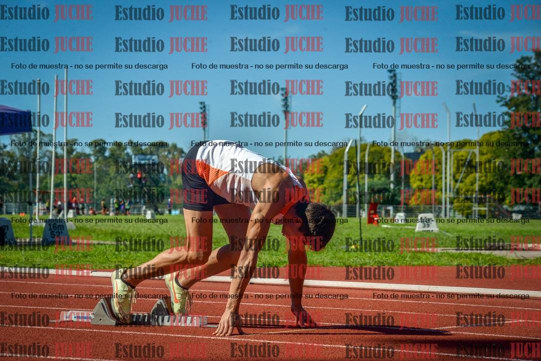 Fotos de los 400 m llanos de varones