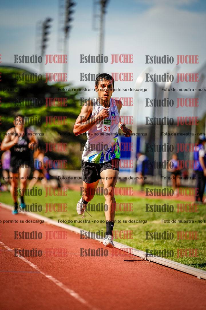 Fotos de los 5000 m llanos de mujeres y varones