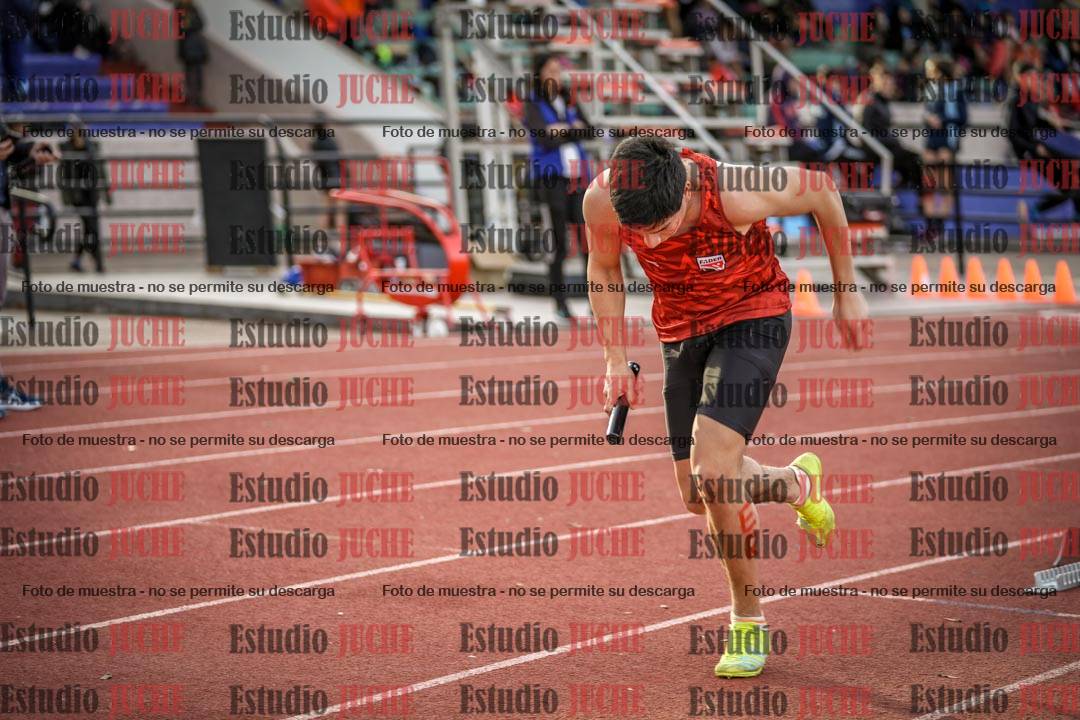 Fotos de las Postas 8x300 m mixta