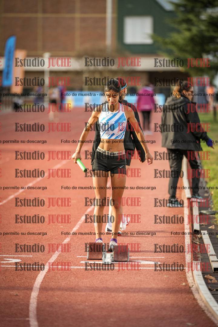 Fotos de las Postas 8x300 m mixta