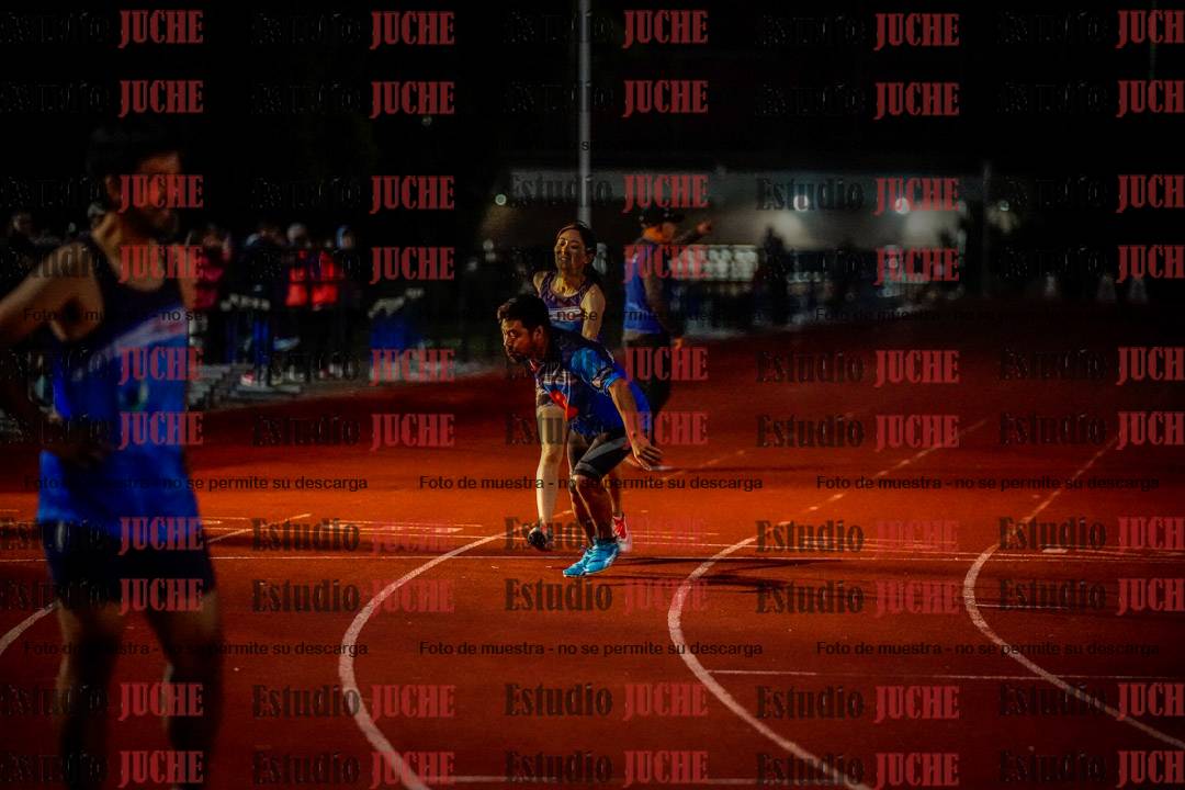 Fotos de las postas 4x400 m mixtas