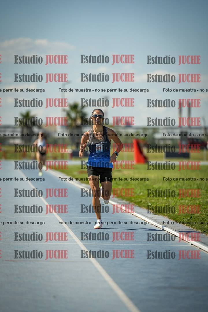 Fotos de los 1500 m llanos de mujeres