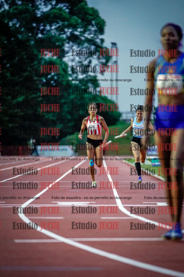Fotos de los relevos 4x400 m mixtos