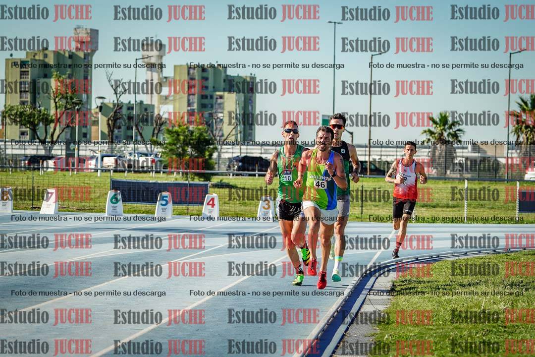 Fotos de los 3000 m llanos de varones