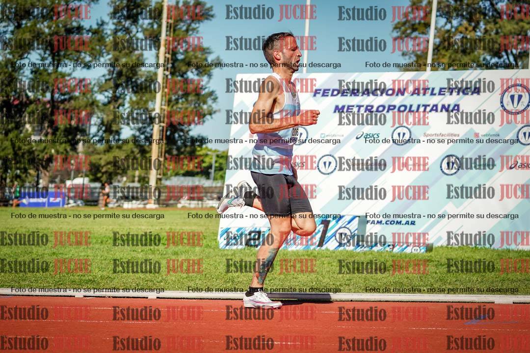 Fotos de los 5000 m llanos de mujeres y varones