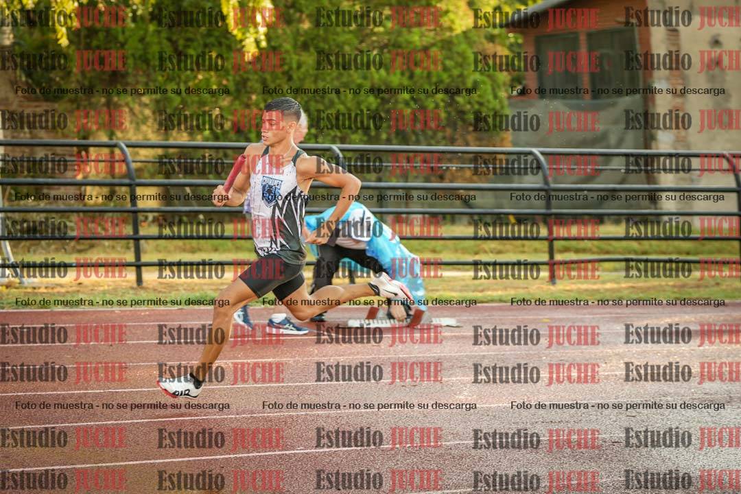 Fotos de las Postas 4x400 m de varones