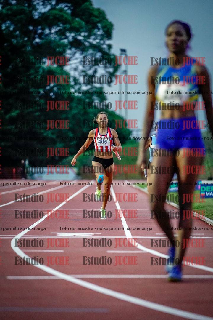 Fotos de los relevos 4x400 m mixtos
