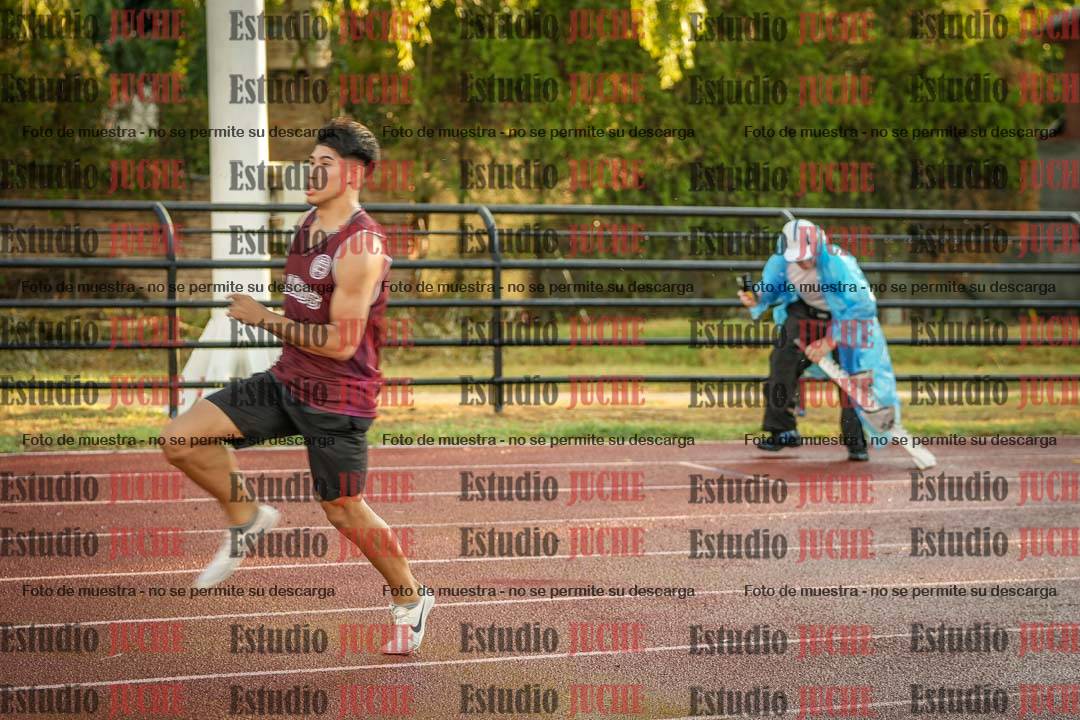 Fotos de las Postas 4x400 m de varones