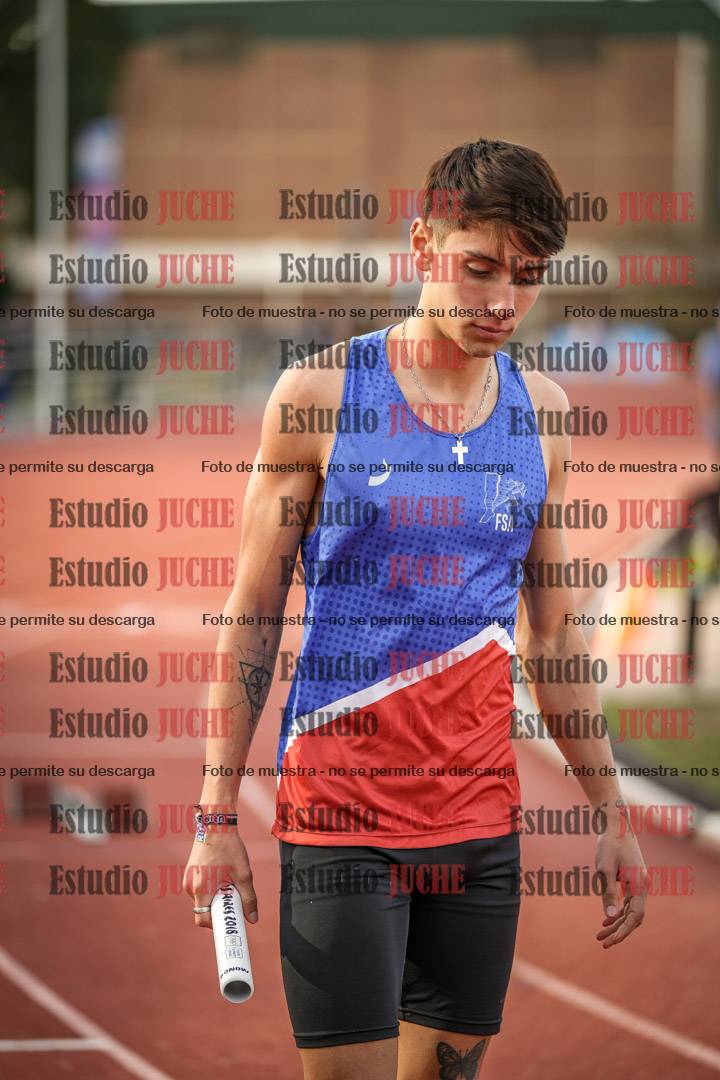 Fotos de las Postas 8x300 m mixta