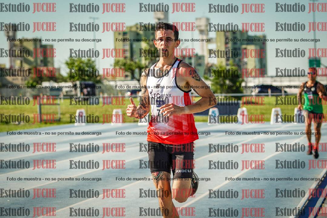 Fotos de los 3000 m llanos de varones