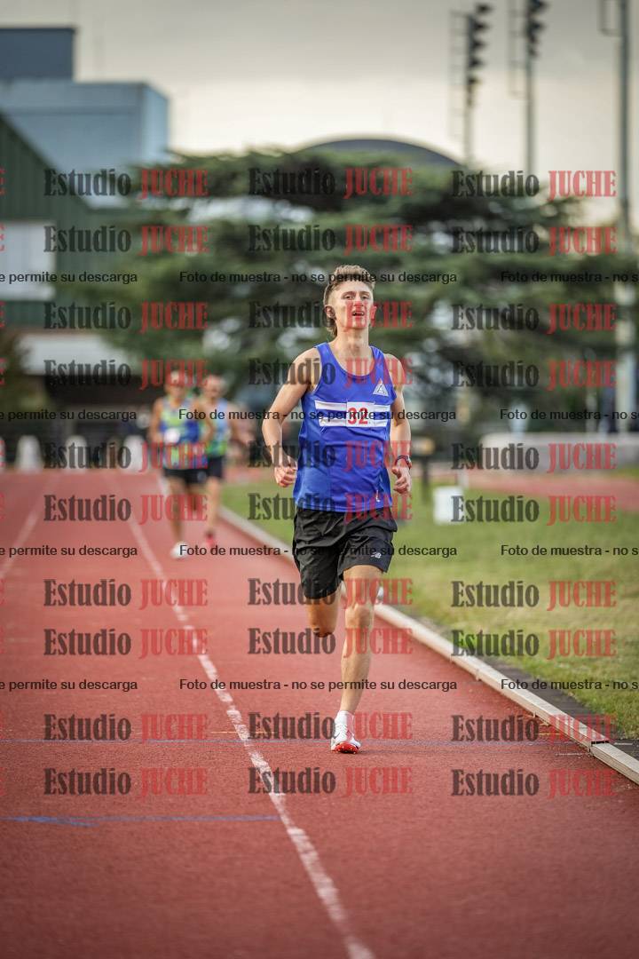 Fotos de los 1500 m llanos de varones