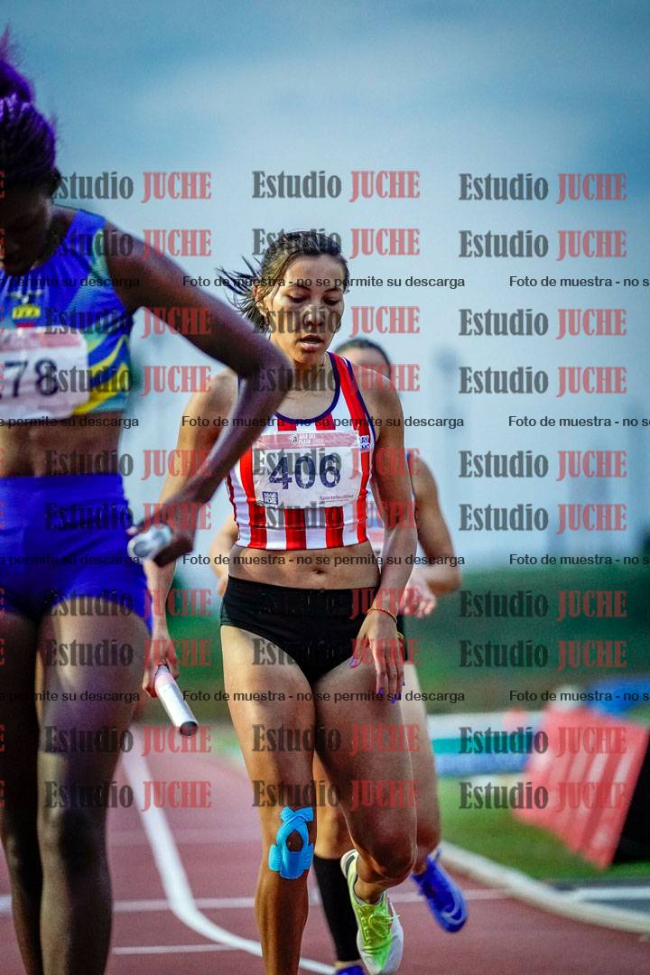 Fotos de los relevos 4x400 m mixtos