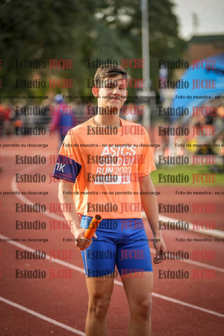 Fotos de las Postas 8x300 m mixta