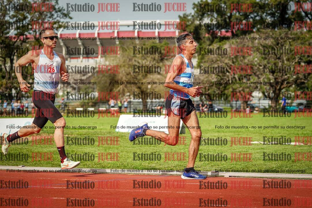 Fotos de los 3000 m llanos de varones