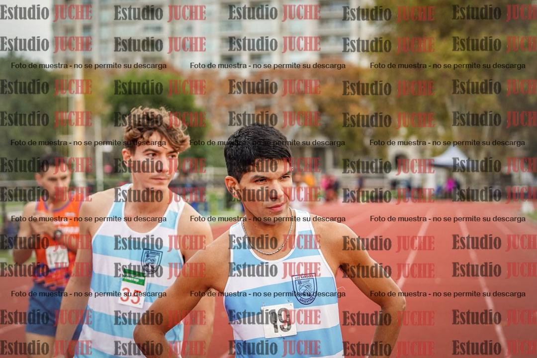 Fotos de los 3000 m llanos de varones