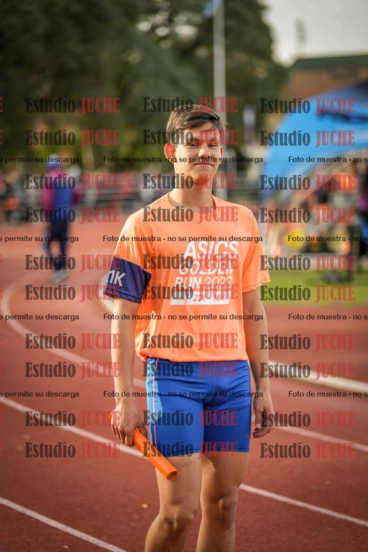 Fotos de las Postas 8x300 m mixta