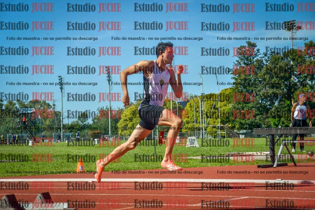 Fotos de los 400 m llanos de varones