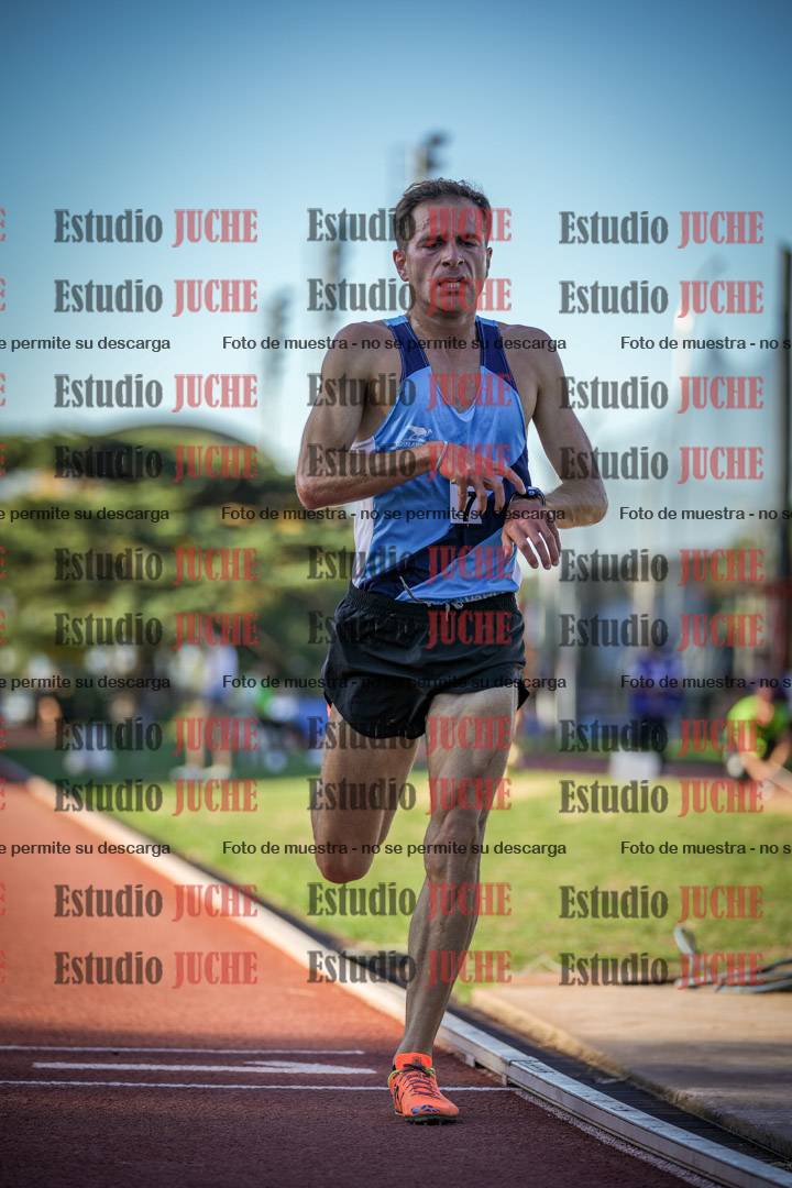 Fotos de los 3000 m llanos de varones