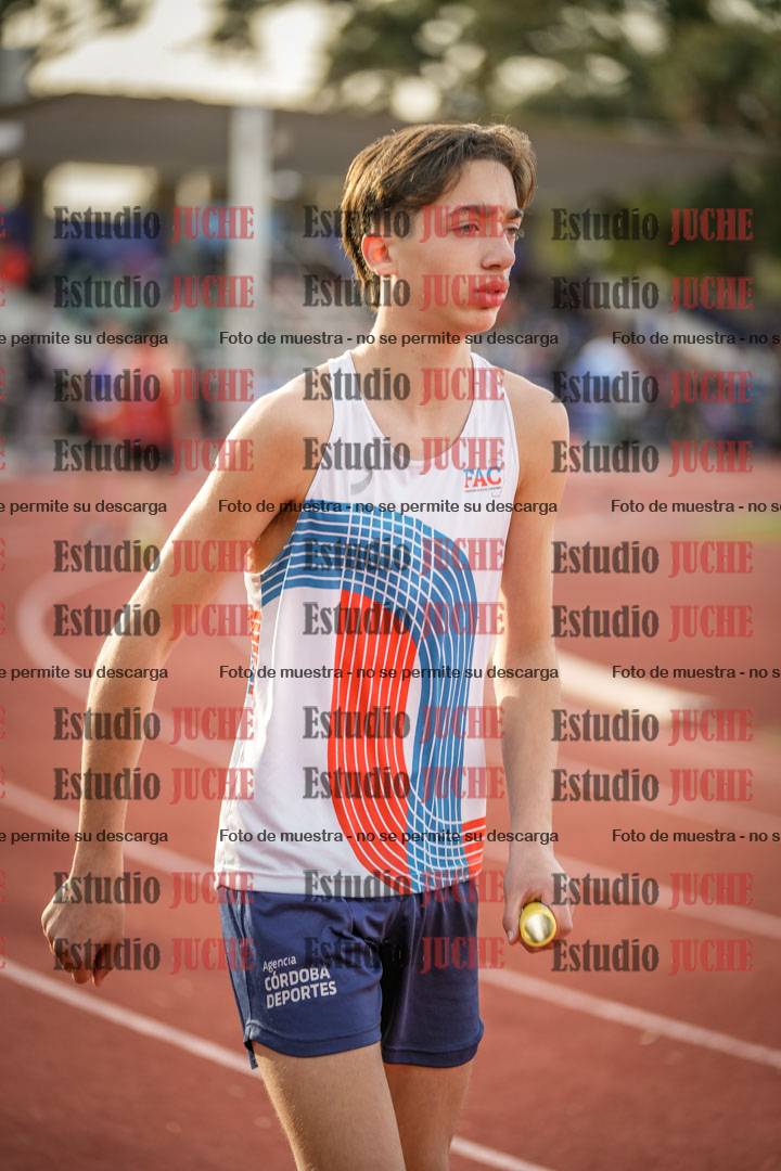 Fotos de las Postas 8x300 m mixta